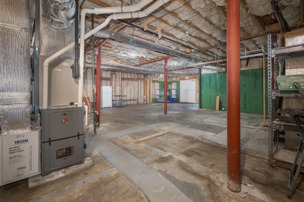 57-59 State Road Kittery ME 03904