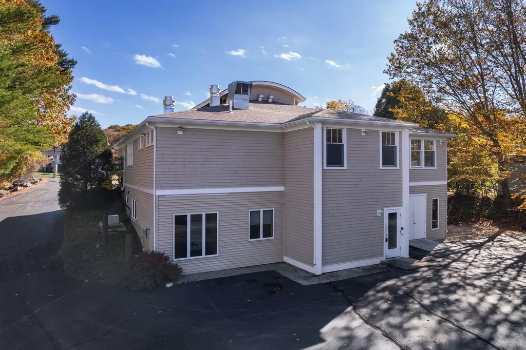 57-59 State Road Kittery ME 03904