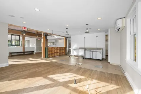 57-59 State Road Kittery ME 03904