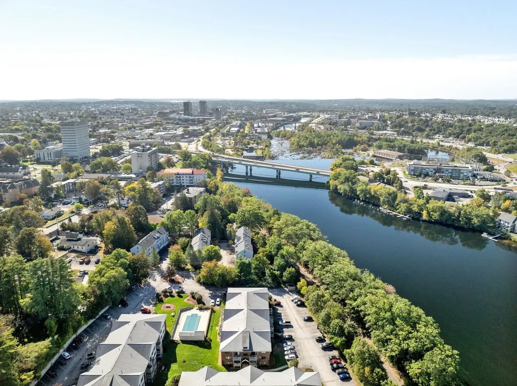 35 Andrew Street Manchester NH 03104