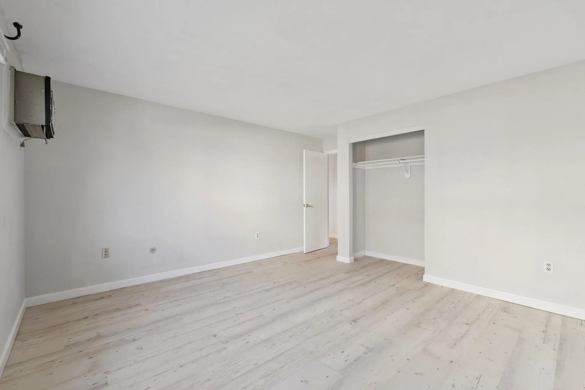 35 Andrew Street Manchester NH 03104