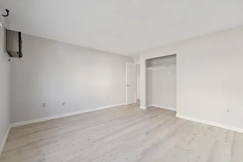 35 Andrew Street Manchester NH 03104