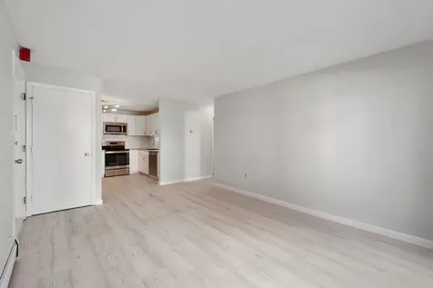 35 Andrew Street Manchester NH 03104