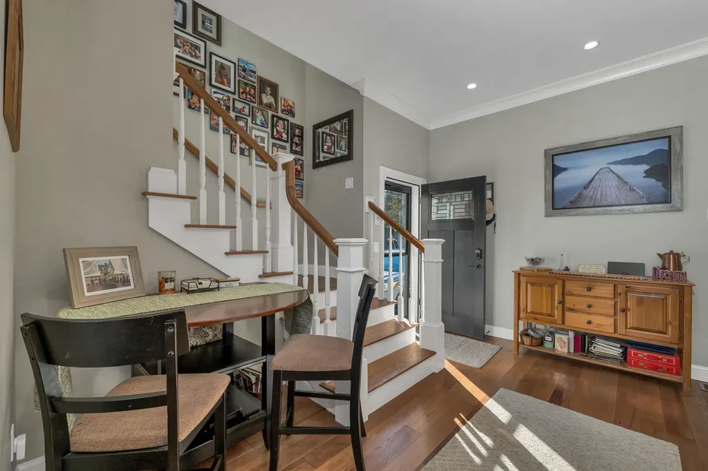 54 Mckinley Road Laconia NH 03246