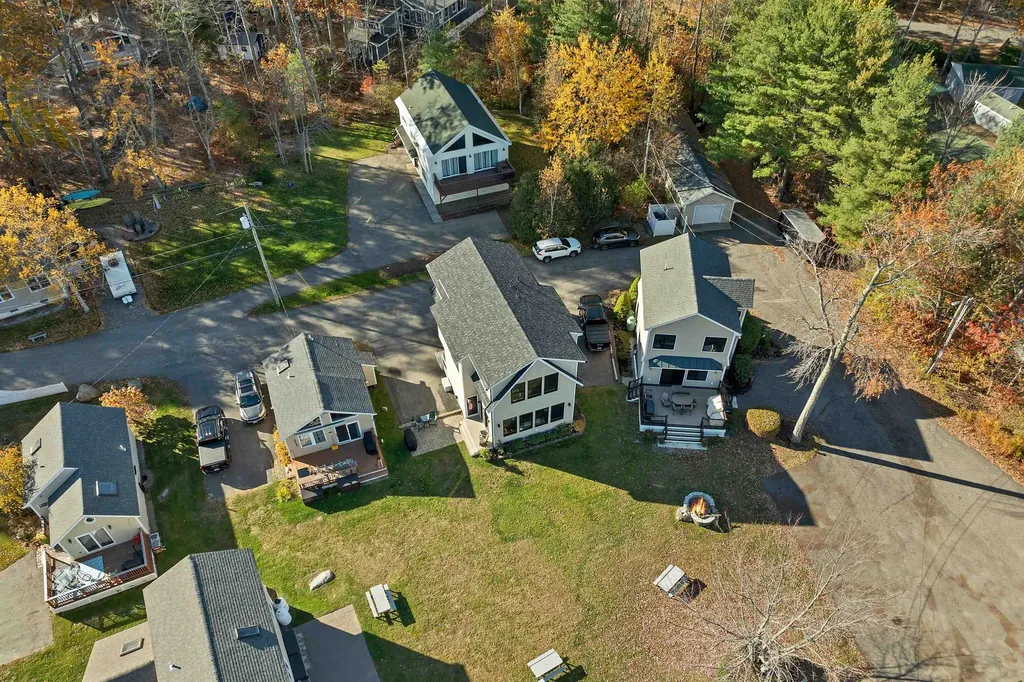 54 Mckinley Road Laconia NH 03246