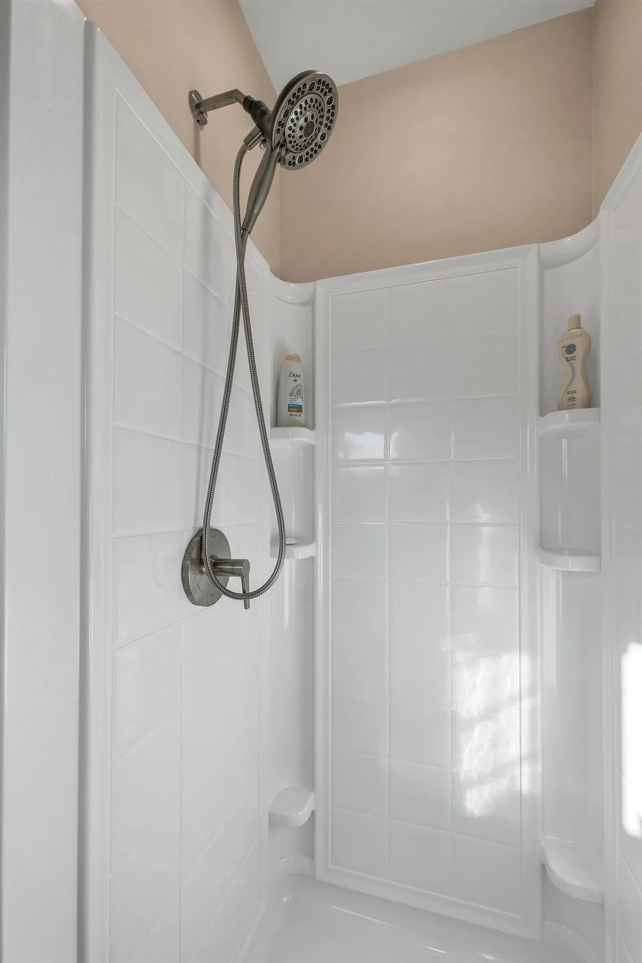 54 Mckinley Road Laconia NH 03246