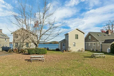 54 Mckinley Road Laconia NH 03246