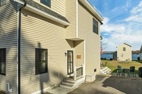 54 Mckinley Road Laconia NH 03246