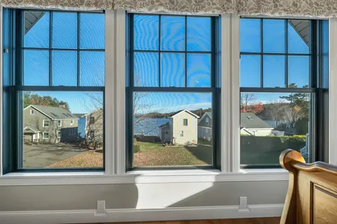 54 Mckinley Road Laconia NH 03246