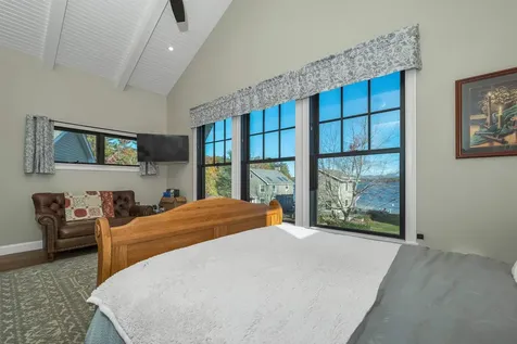 54 Mckinley Road Laconia NH 03246