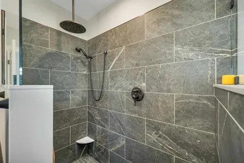 54 Mckinley Road Laconia NH 03246