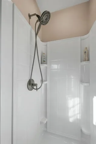 54 Mckinley Road Laconia NH 03246