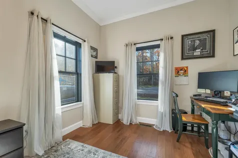 54 Mckinley Road Laconia NH 03246