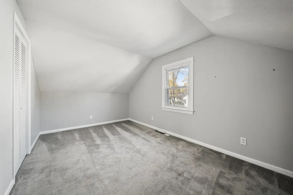 139 Dunbar Street Manchester NH 03103