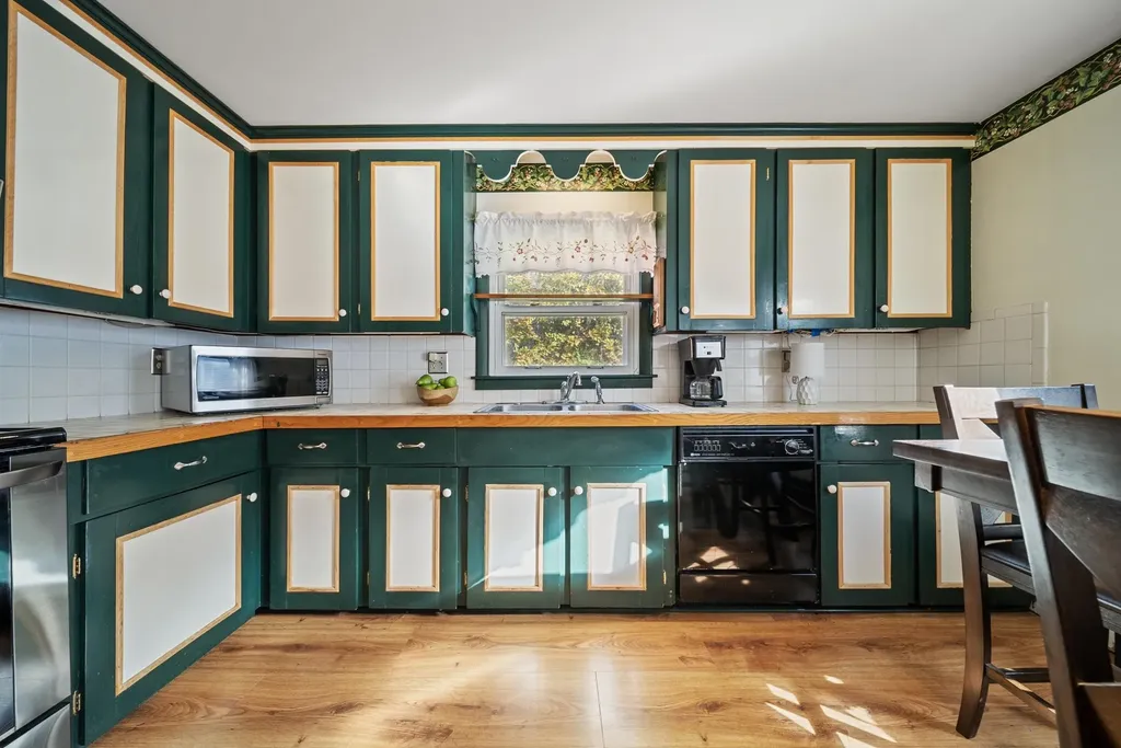 139 Dunbar Street Manchester NH 03103