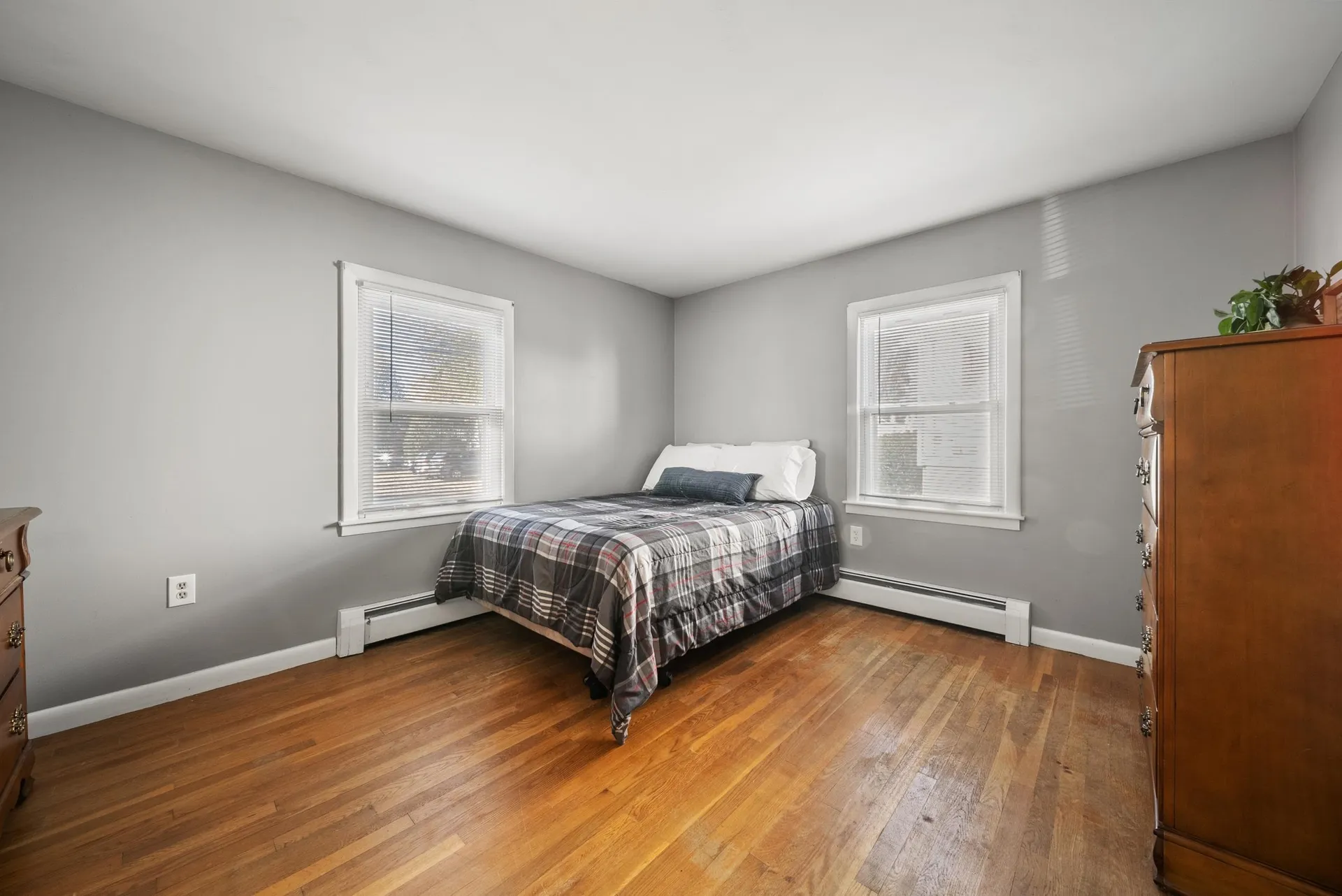 139 Dunbar Street Manchester NH 03103