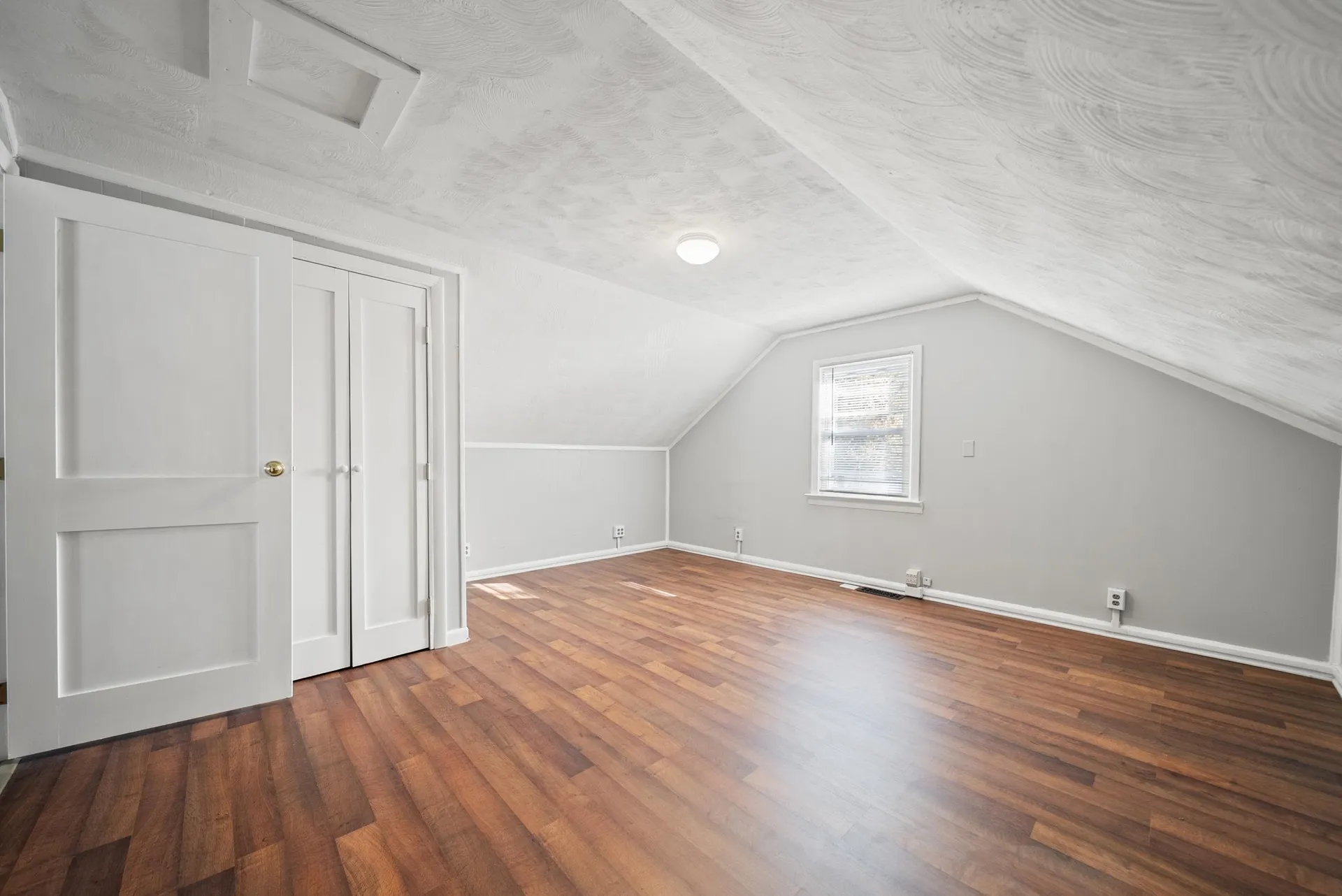 139 Dunbar Street Manchester NH 03103