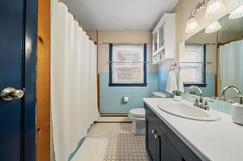 139 Dunbar Street Manchester NH 03103