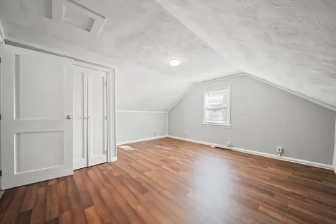 139 Dunbar Street Manchester NH 03103