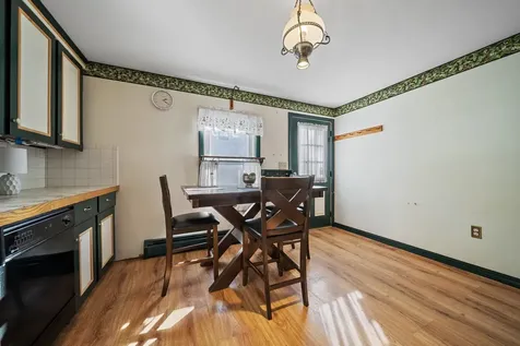 139 Dunbar Street Manchester NH 03103