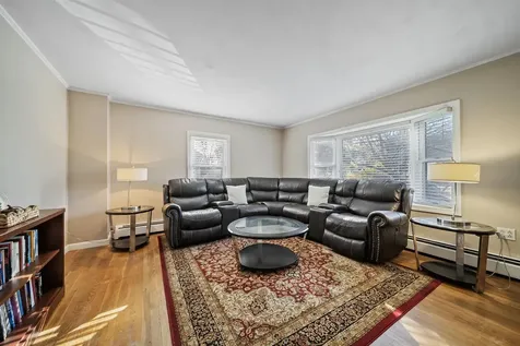 139 Dunbar Street Manchester NH 03103