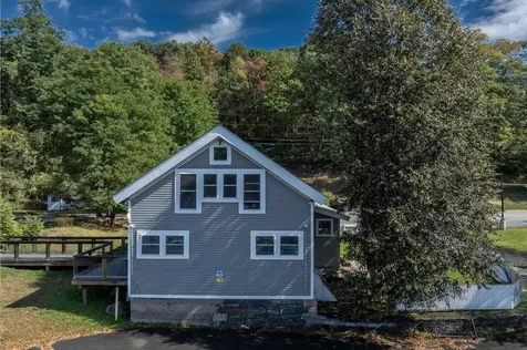 28 Spring Tree Road Brattleboro VT 05301