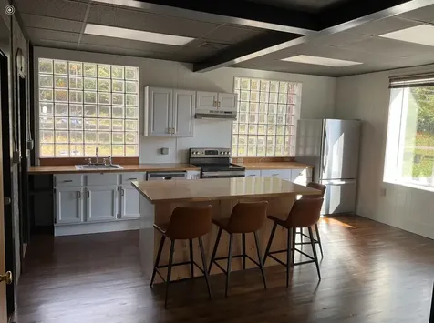 28 Spring Tree Road Brattleboro VT 05301