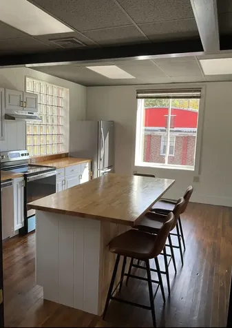 28 Spring Tree Road Brattleboro VT 05301