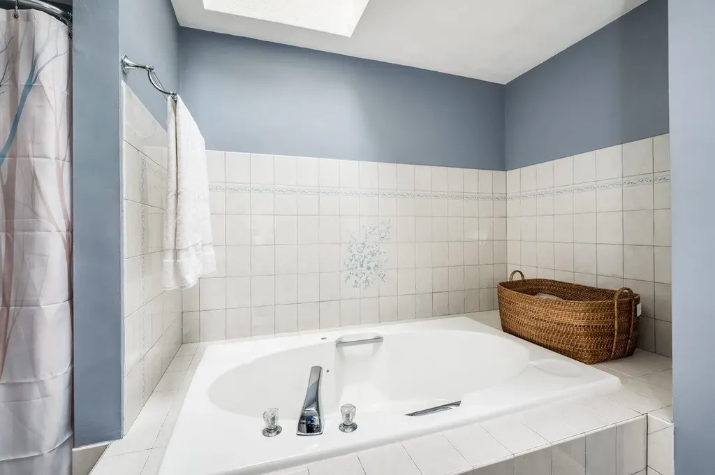 443 Tolend Road Dover NH 03820