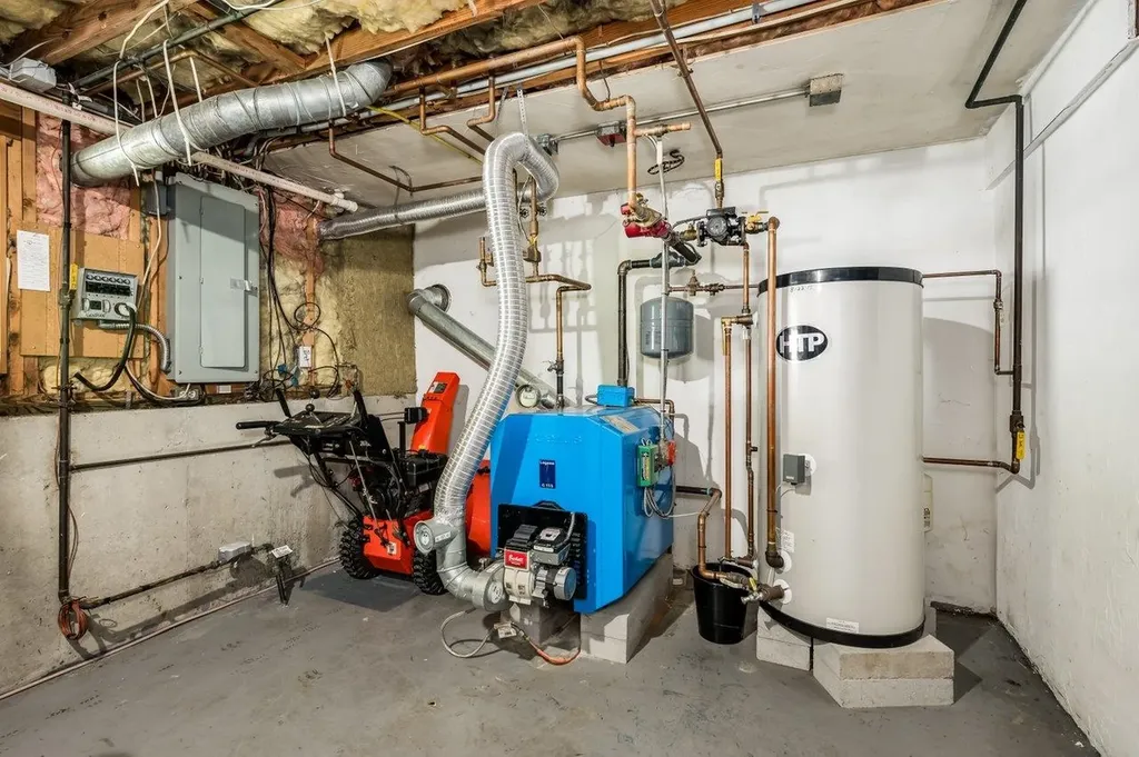 443 Tolend Road Dover NH 03820