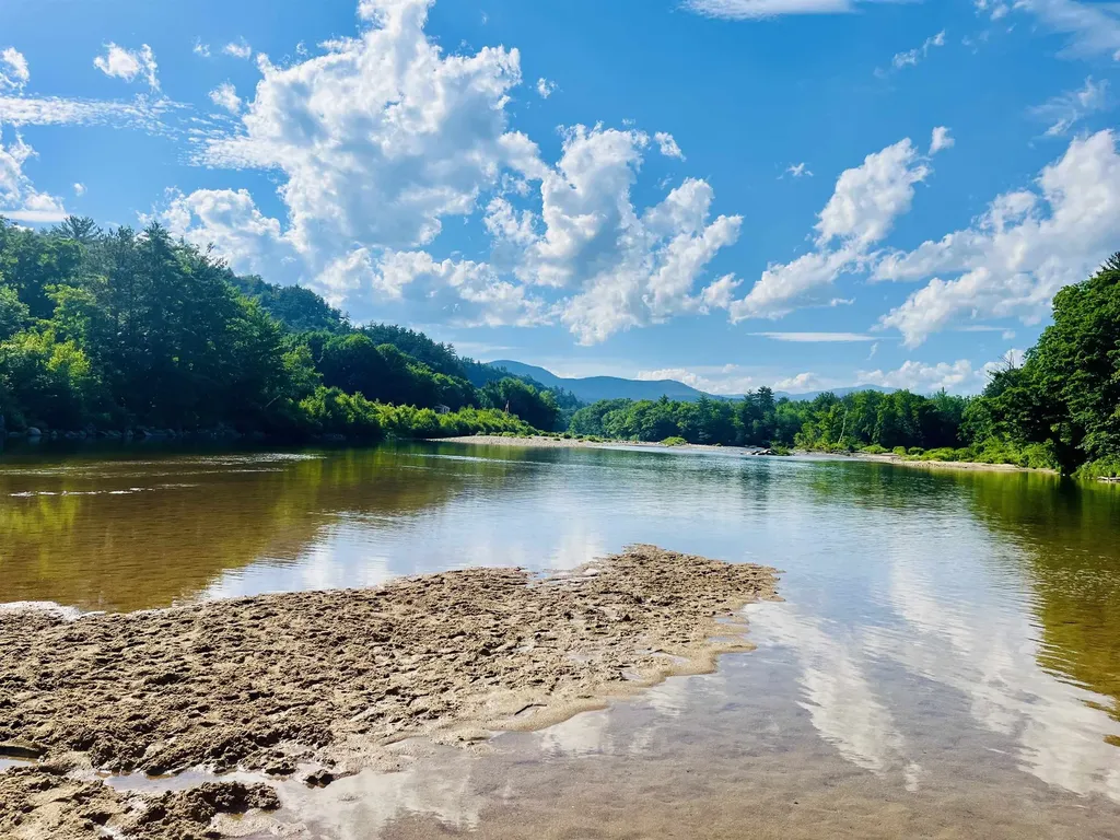 45 Intervale Lane Bartlett NH 03845