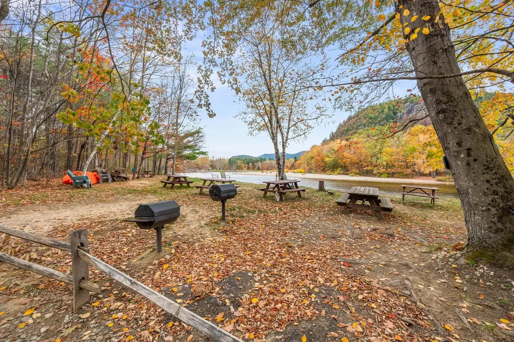 45 Intervale Lane Bartlett NH 03845