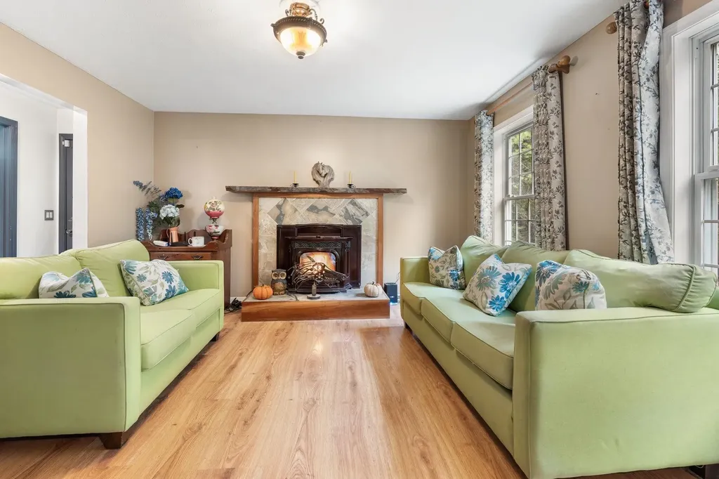 176 Horizon Lane Candia NH 03034