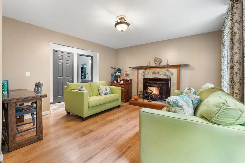 176 Horizon Lane Candia NH 03034