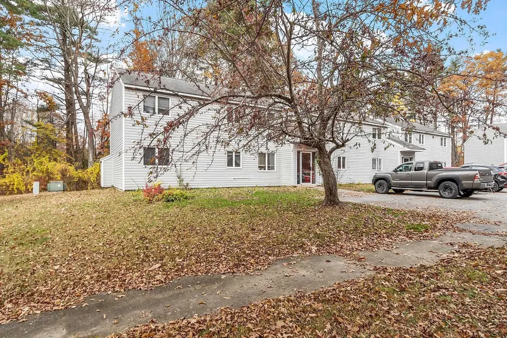 23 Old Stagecoach Road Epping NH 03042