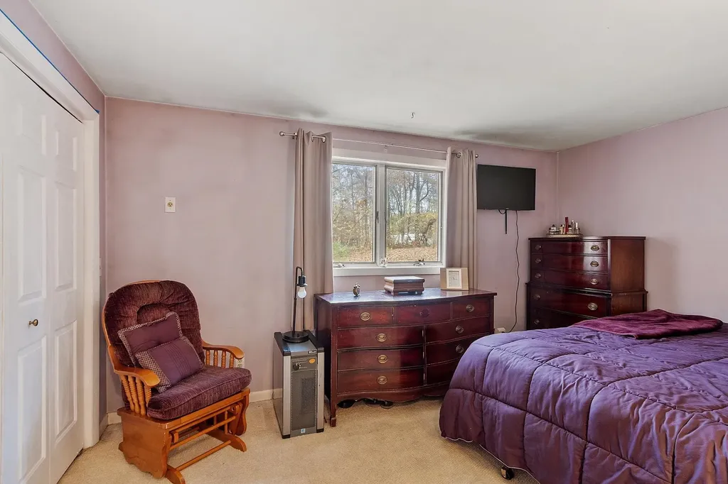 23 Old Stagecoach Road Epping NH 03042