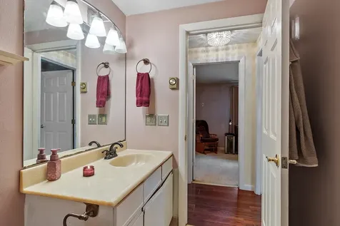 23 Old Stagecoach Road Epping NH 03042