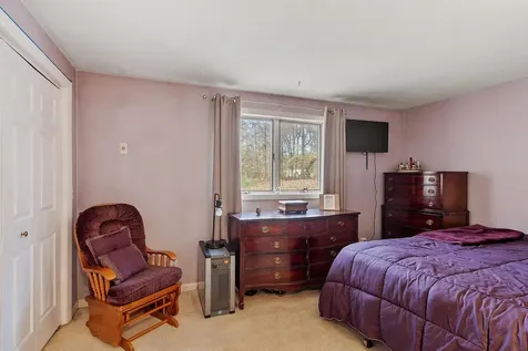 23 Old Stagecoach Road Epping NH 03042