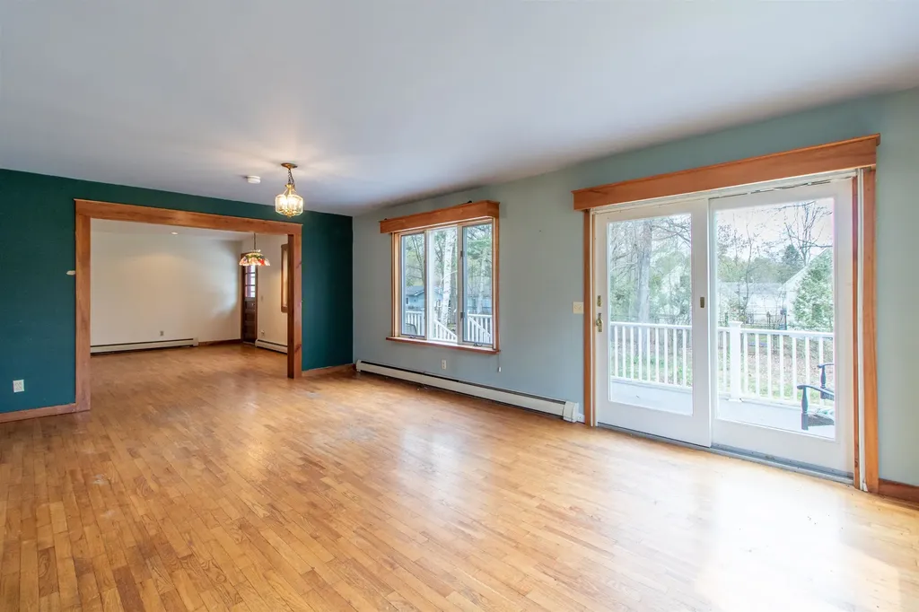 70 Stagecoach Drive Newport City VT 05855