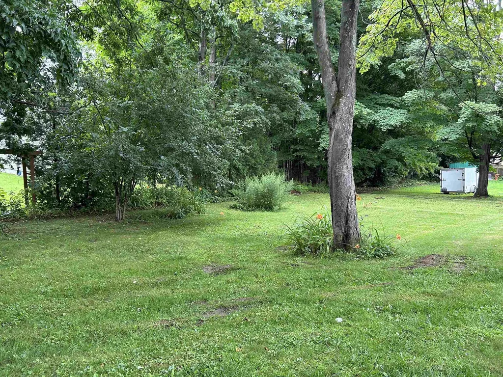 70 Stagecoach Drive Newport City VT 05855