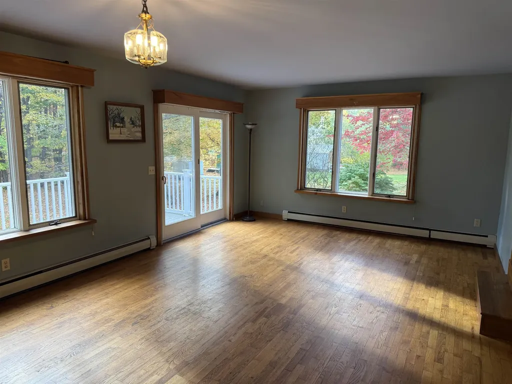 70 Stagecoach Drive Newport City VT 05855