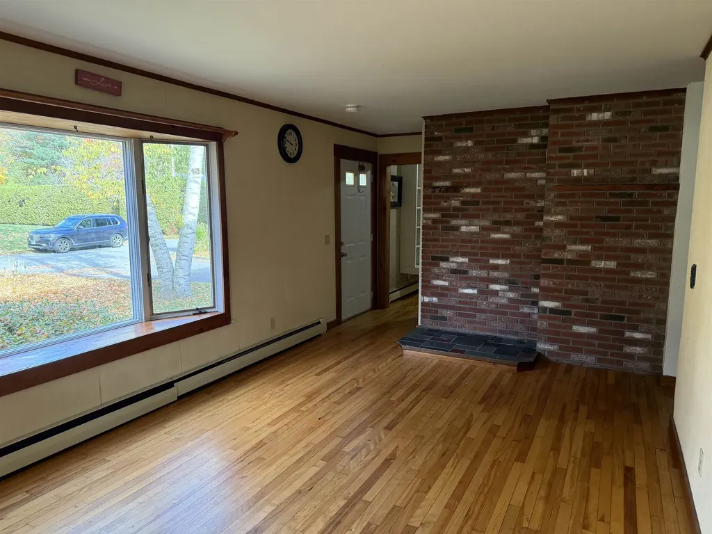 70 Stagecoach Drive Newport City VT 05855