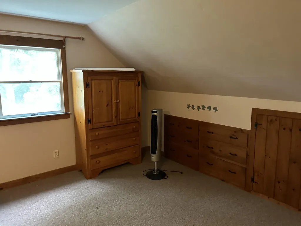 70 Stagecoach Drive Newport City VT 05855