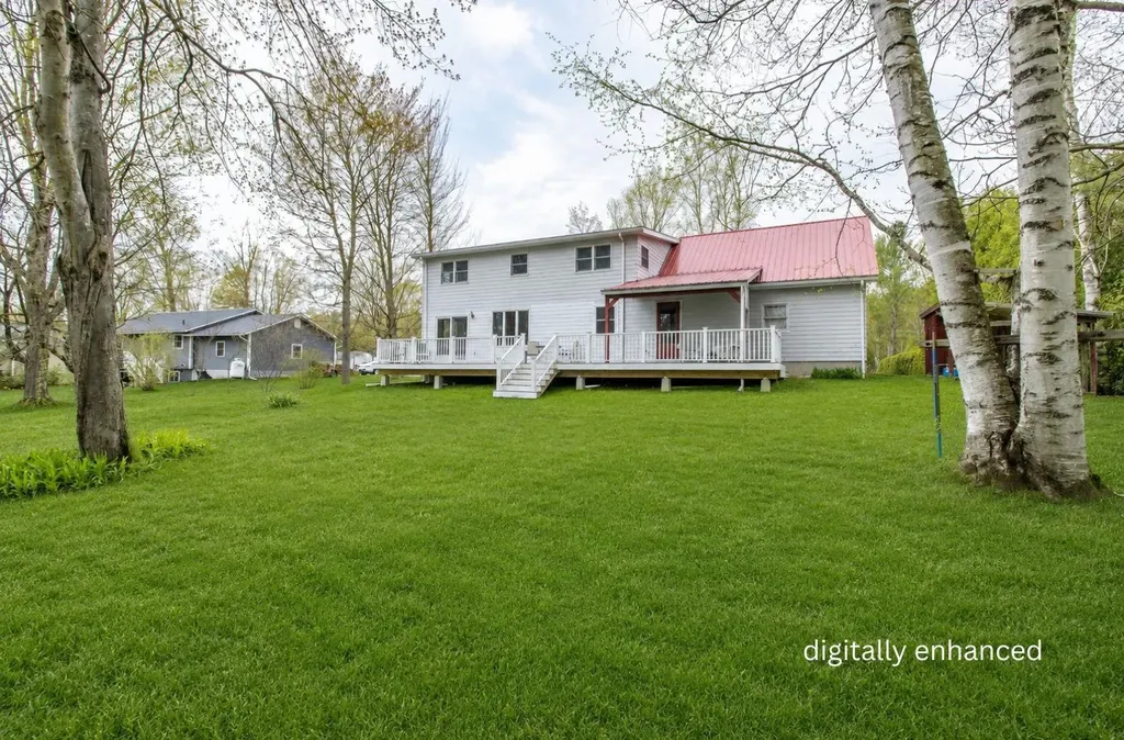 70 Stagecoach Drive Newport City VT 05855