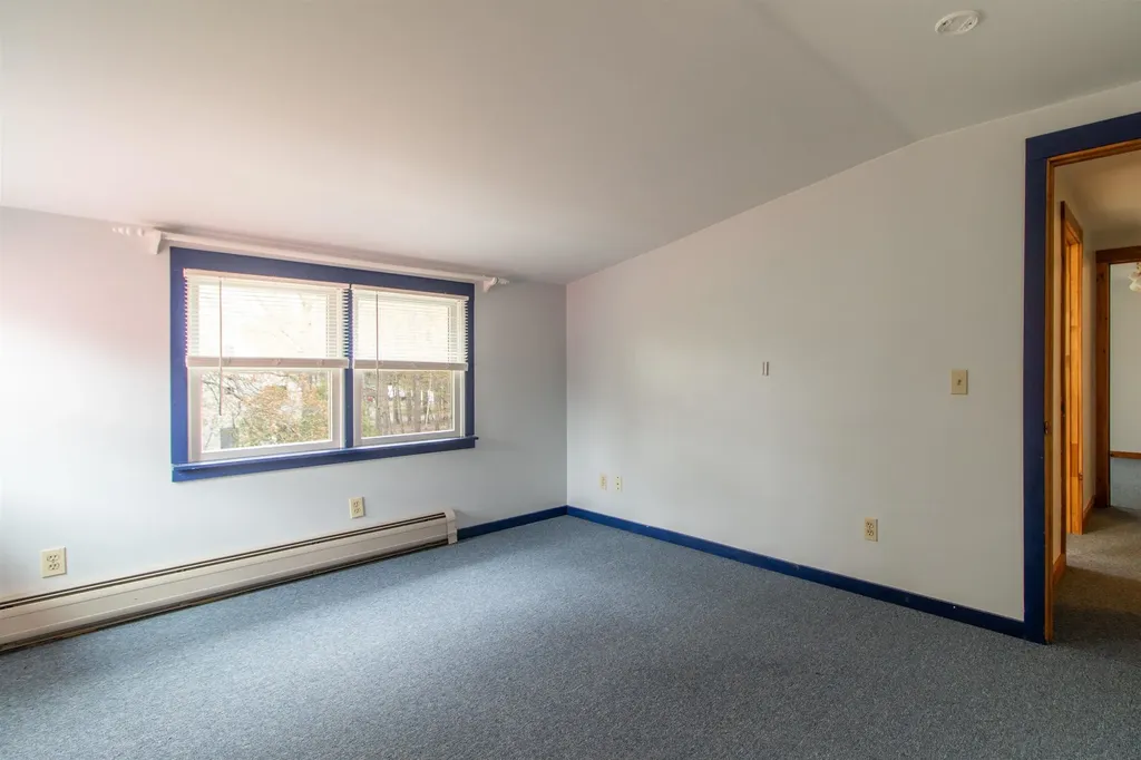 70 Stagecoach Drive Newport City VT 05855