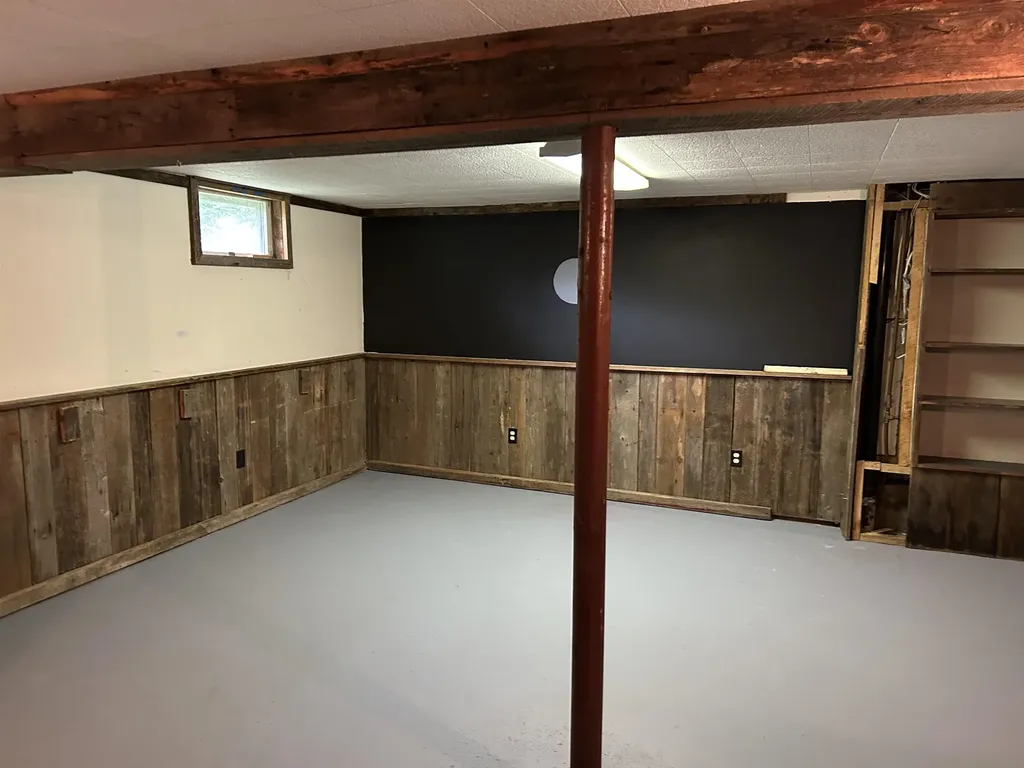 70 Stagecoach Drive Newport City VT 05855