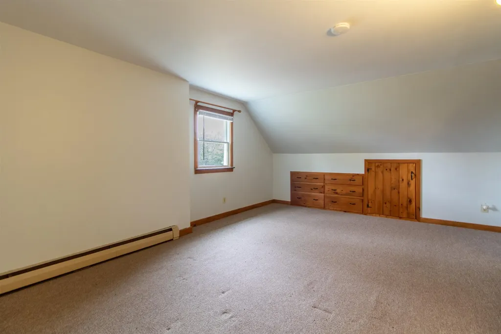 70 Stagecoach Drive Newport City VT 05855