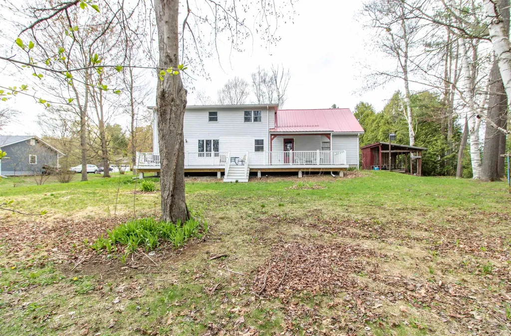 70 Stagecoach Drive Newport City VT 05855