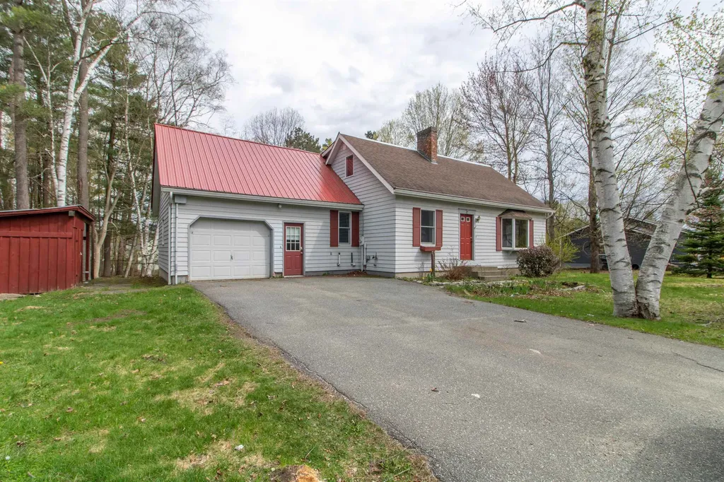 70 Stagecoach Drive Newport City VT 05855