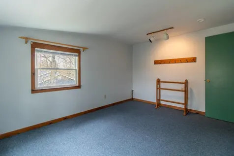 70 Stagecoach Drive Newport City VT 05855